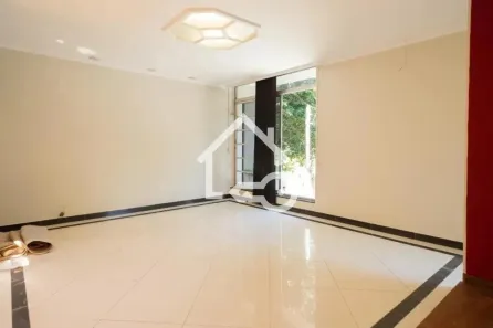 Casa com 3 Quartos para alugar, 239m² no Nova Petrópolis, São Bernardo do Campo