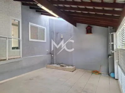Sobrado com 3 Quartos à venda, 180m² no Loteamento Villa Branca, Jacareí