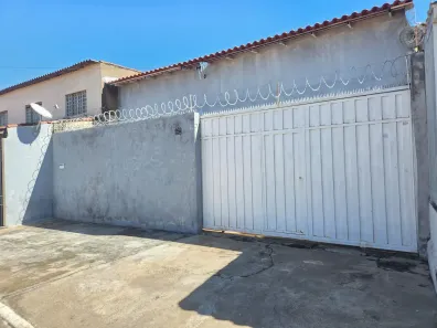 Casa com 2 Quartos à venda, 150m² no Recanto das Emas, Brasília