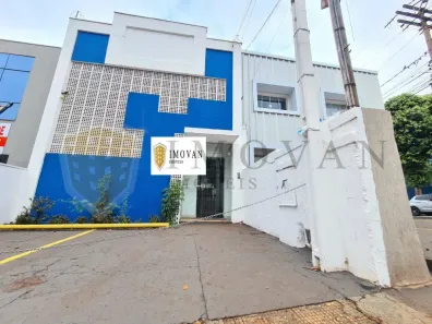 Sobrado com 3 Quartos à venda, 132m² no Vila Seixas, Ribeirão Preto