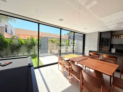 Casa de Condomínio com 4 Quartos à venda, 273m² no Jardim Jacinto, Jacareí
