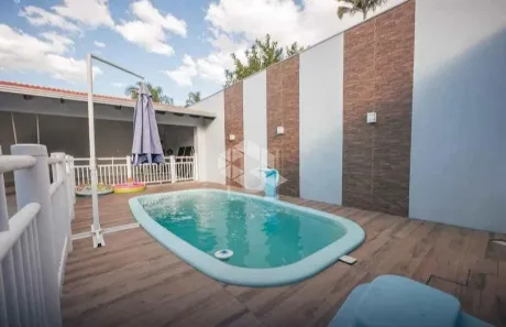 Casa com 3 Quartos à venda, 233m² no Centro, Portão