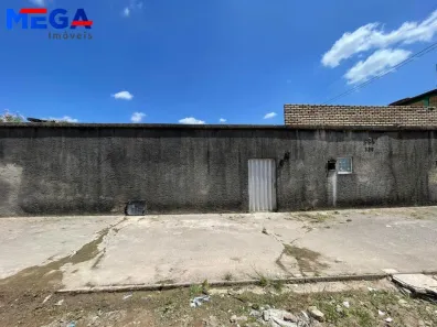 Casa com 4 Quartos à venda, 300m² no Siqueira, Fortaleza