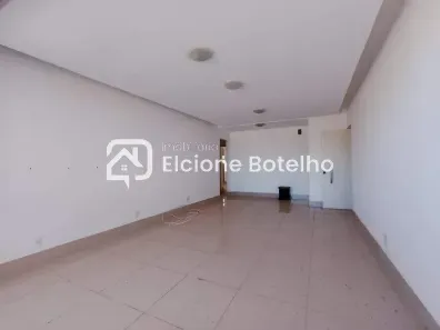Apartamento com 3 Quartos para alugar, 120m² no Nossa Senhora Aparecida, Uberlândia