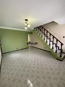 Casa com 2 Quartos à venda, 169m² no Jardim D'Abril, Osasco