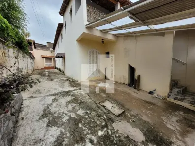 Casa com 2 Quartos para alugar, 70m² no Jardim Pacaembu, Jundiaí