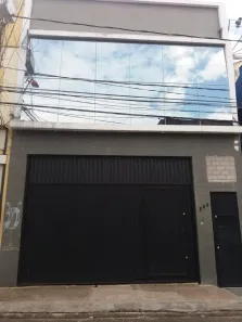 Prédio Comercial para alugar, 200m² no Campina, Belém