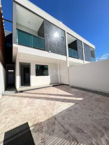 Sobrado com 3 Quartos à venda, 105m² no Rio Pequeno, Camboriú