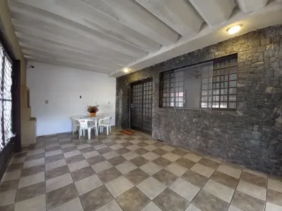 Casa com 3 Quartos à venda, 180m² no Jardim da Glória, São Paulo
