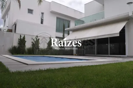 Casa com 4 Quartos à venda, 300m² no Gávea, Uberlândia