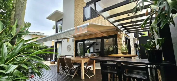 Casa de Condomínio com 4 Quartos para venda ou aluguel, 160m² no Bairro de Juquehy, São Sebastião