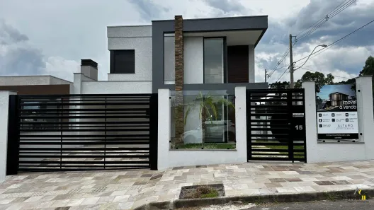 Casa com 3 Quartos à venda, 227m² no Nossa Senhora da Saúde, Caxias do Sul