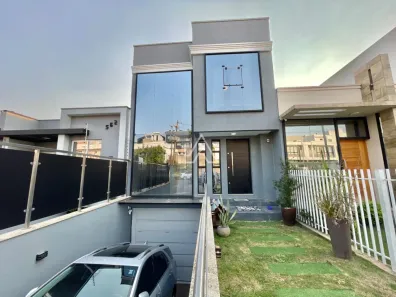 Sobrado com 3 Quartos à venda, 229m² no Centro, Passo Fundo