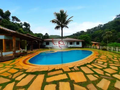Fazenda/Sítio com 11 Quartos à venda, 550m² no Itaipava, Petrópolis