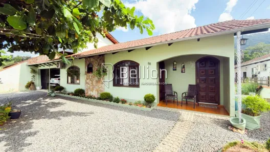 Casa com 3 Quartos à venda, 154m² no Lagos, Rodeio