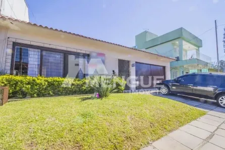 Casa com 3 Quartos à venda, 250m² no Jardim Itu, Porto Alegre