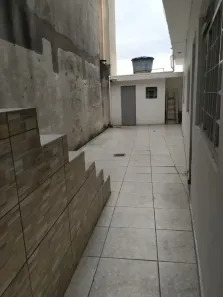 Casa com 2 Quartos para alugar, 80m² no Vila Carmem, São Paulo