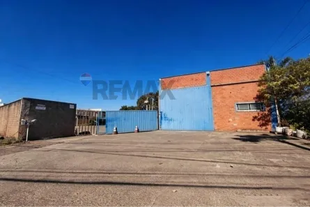 Galpão/Depósito/Armazém com 4 Quartos para alugar, 270m² no Centro, Piracicaba