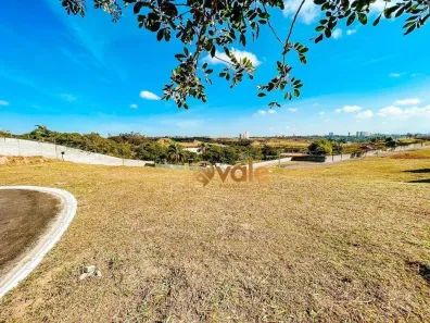 Lote/Terreno à venda, 830m² no Condomínio Residencial Altos da Quinta, São José dos Campos