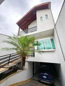 Sobrado com 3 Quartos à venda, 227m² no Parque Flamengo, Guarulhos