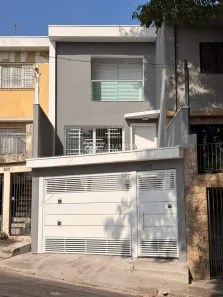 Sobrado com 3 Quartos à venda, 186m² no Vila Gilda, Santo André