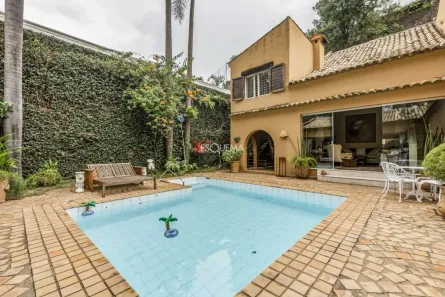 Casa com 3 Quartos à venda, 620m² no Jardim Leonor, São Paulo