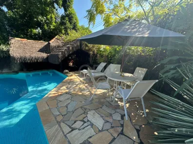 Sobrado com 3 Quartos à venda, 253m² no Itaquanduba, Ilhabela