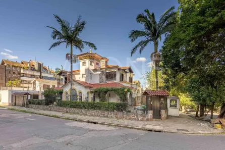 Casa com 3 Quartos para alugar, 750m² no Petrópolis, Porto Alegre