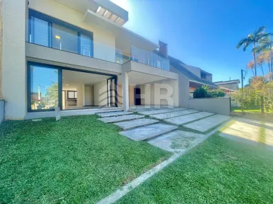Sobrado com 4 Quartos à venda, 327m² no , Pontal do Paraná