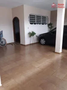 Casa com 4 Quartos à venda, 230m² no Centro, Guaratinguetá