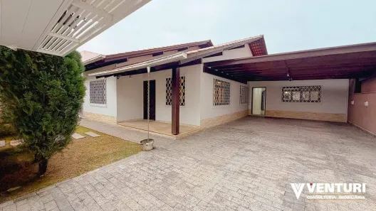 Casa com 5 Quartos para alugar, 253m² no Vila Nova, Blumenau