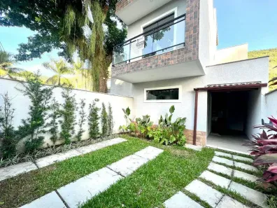 Casa com 3 Quartos à venda, 200m² no Badu, Niterói