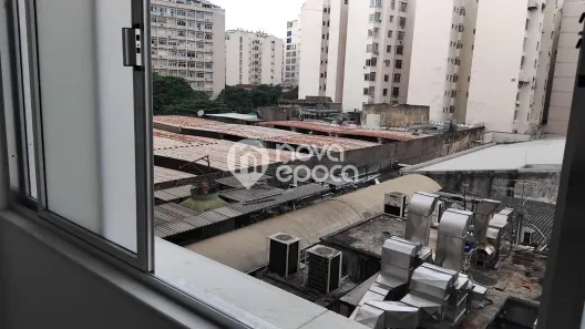Sala Comercial à venda, 32m² no Catete, Rio de Janeiro
