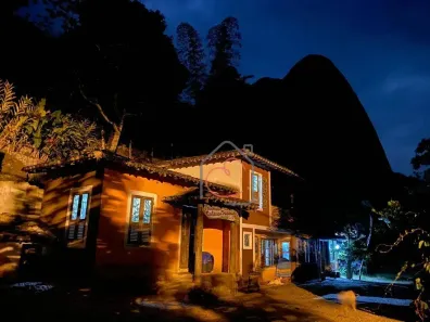 Fazenda/Sítio com 8 Quartos à venda, 500m² no Centro, Macaé