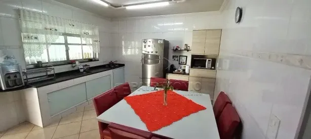 Sobrado com 4 Quartos à venda, 174m² no Jardim Siriema, Sorocaba