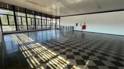 Ponto Comercial para alugar, 356m² no Vila Thais, Atibaia
