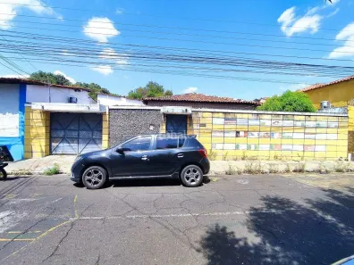 Casa com 3 Quartos à venda, 564m² no Vermelha, Teresina