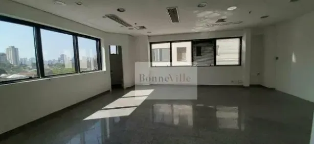 Sala Comercial à venda, 55m² no Santo Amaro, São Paulo