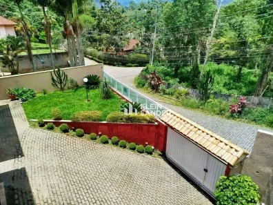 Casa com 4 Quartos à venda, 550m² no Santa Elisa, Nova Friburgo