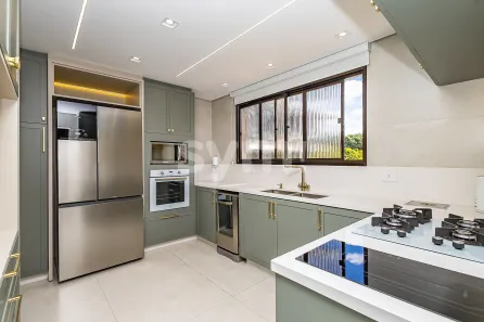 Apartamento com 3 Quartos à venda, 176m² no Água Verde, Curitiba