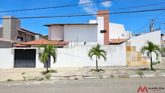 Casa com 3 Quartos à venda, 300m² no Capim Macio, Natal