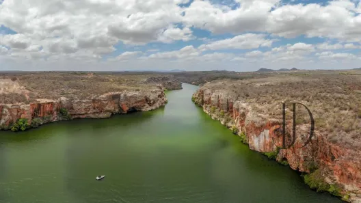 Fazenda/Sítio à venda, 320000000m² no , Barra
