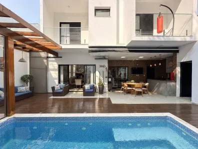 Casa de Condomínio com 3 Quartos para alugar, 270m² no Itapeva, Votorantim