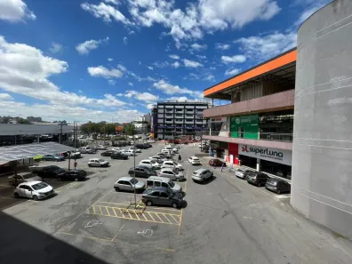 Ponto Comercial para alugar, 800m² no Inconfidentes, Contagem
