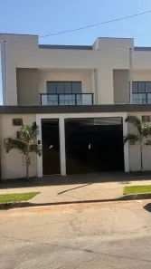 Casa com 4 Quartos à venda, 194m² no Jardim Cristalino, Aparecida de Goiânia