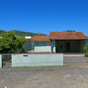Casa com 3 Quartos para alugar, 120m² no Vieira, Jaraguá do Sul