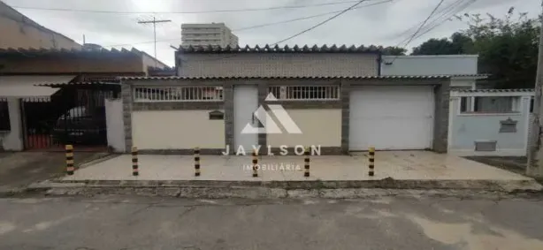 Casa com 3 Quartos à venda, 180m² no Irajá, Rio de Janeiro