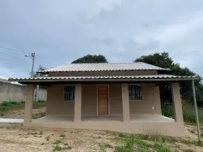 Casa com 2 Quartos para alugar, 80m² no Leigos, Saquarema
