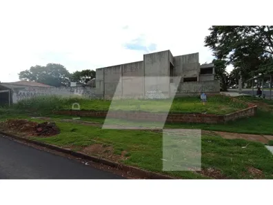 Lote/Terreno à venda, 375m² no Parque Palmeiras, Maringá