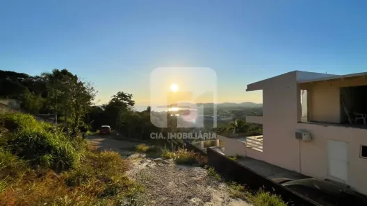 Lote/Terreno à venda, 475m² no Morro das Pedras, Florianópolis